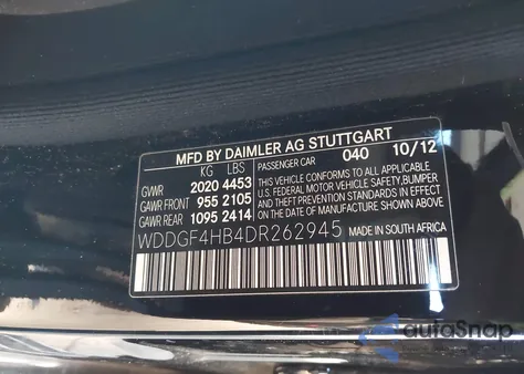 2013 Mercedes-Benz C 250 Sport z USA, uszkodzony, nr VIN WDDGF4HB4DR262945